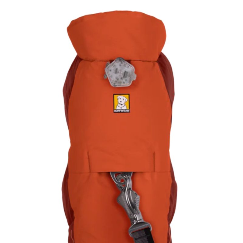 Ruffwear zimski plašč Vert Orange pripenjanje na hrbtni strani